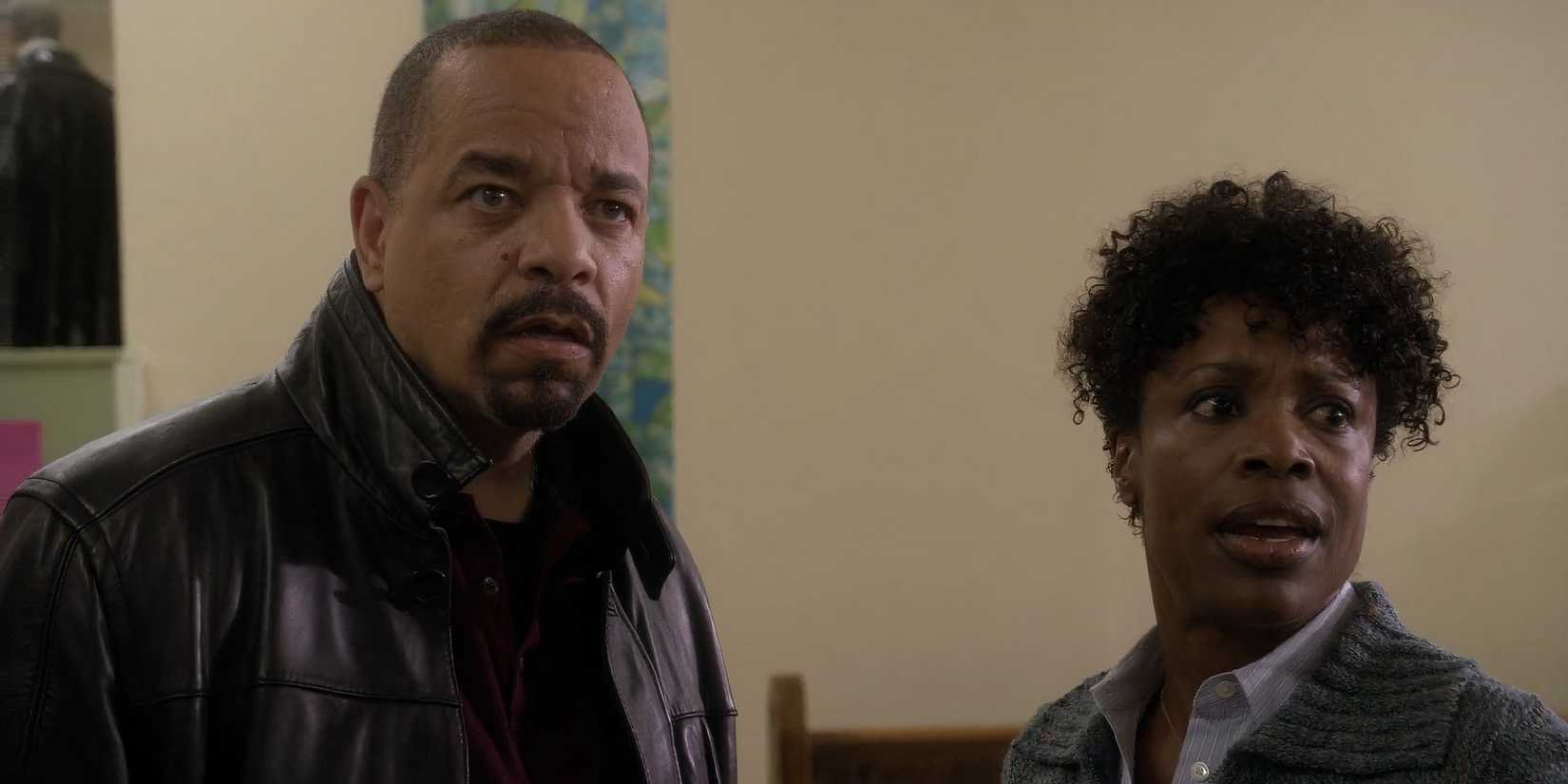 Ice-T as Fin Tutuola and Charlayne Woodard as Sister Peg in Law & Order: Special Victims Unit