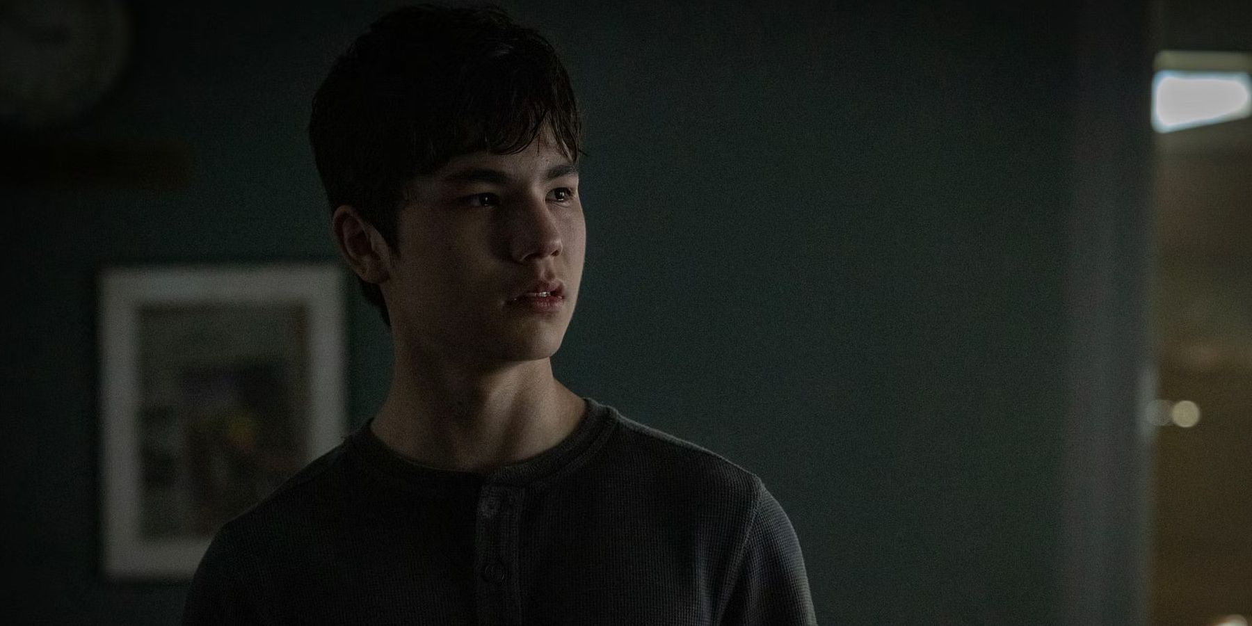 Logan Kim as Hershel looking confused in The Walking Dead: Dead City season 2