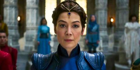 Rosamund Pike as Moiraine in The Wheel of Time