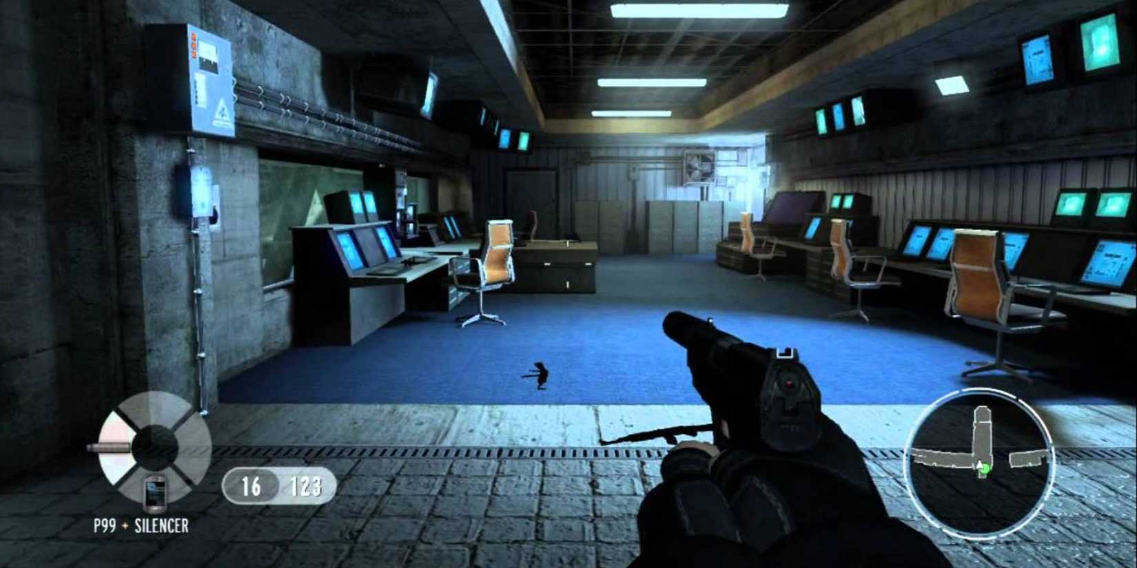 GoldenEye 007 reloaded computer room