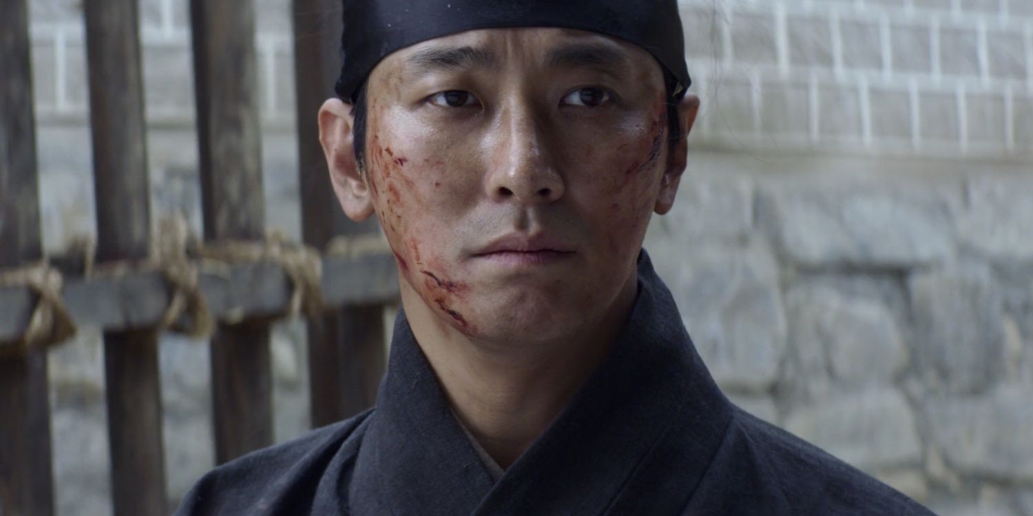 Lee Chang looking serious in Kingdom