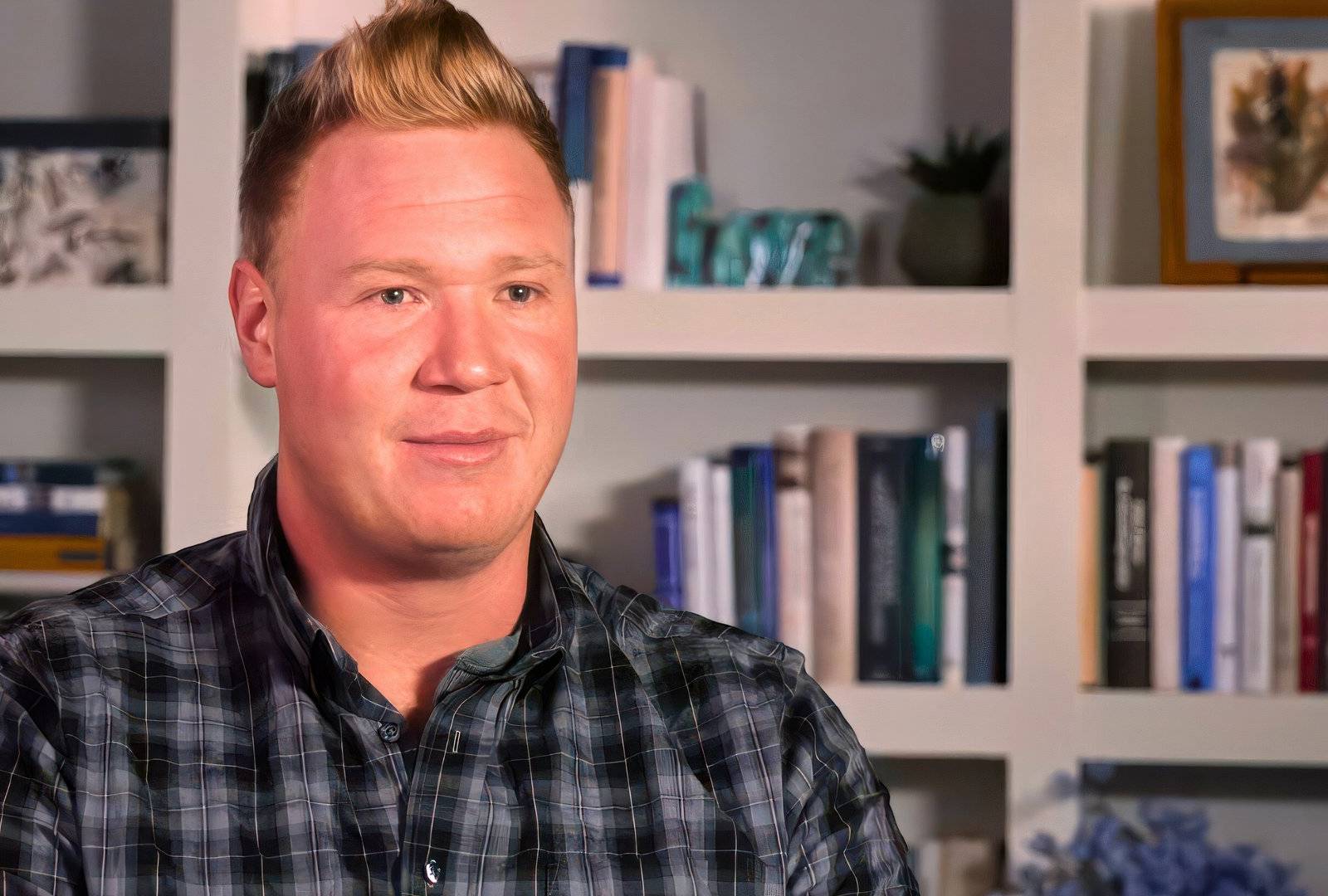 Was Sister Wives' Paedon's Cryptic Mother's Day Post Aimed At Robyn? (I  Think He Was Throwing Shade & He's Done It Before)