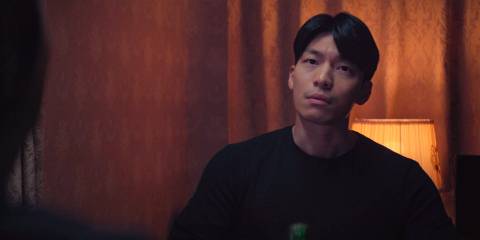 Jun-ho (Wi Ha-Jun) thoughtful in Squid Games Season 3 Ep 1
