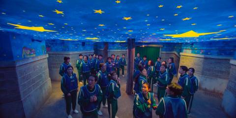 Half of the players inside the game venue in Squid Games Season 3 Ep 1