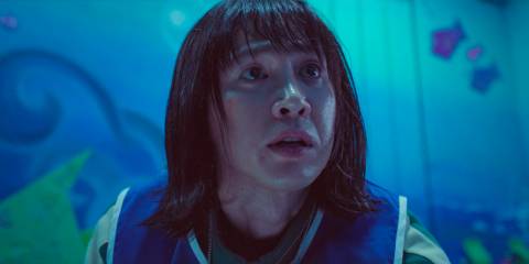 Hyun-ju (Park Sung-hoon) shocked in Squid Game Season 3 Ep 2