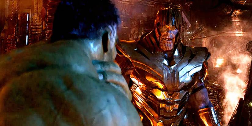 Thanos fights Hulk with a punch in the neck in Avengers Infinity War's opening scene
