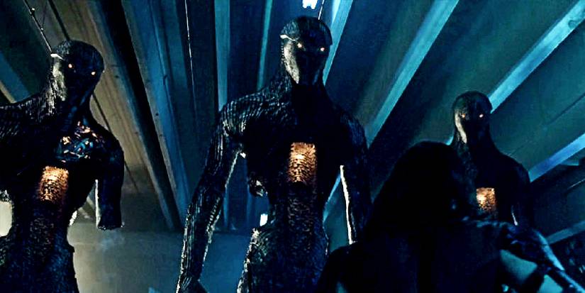 The future Sentinels attack the X-Men in Days of Future Past