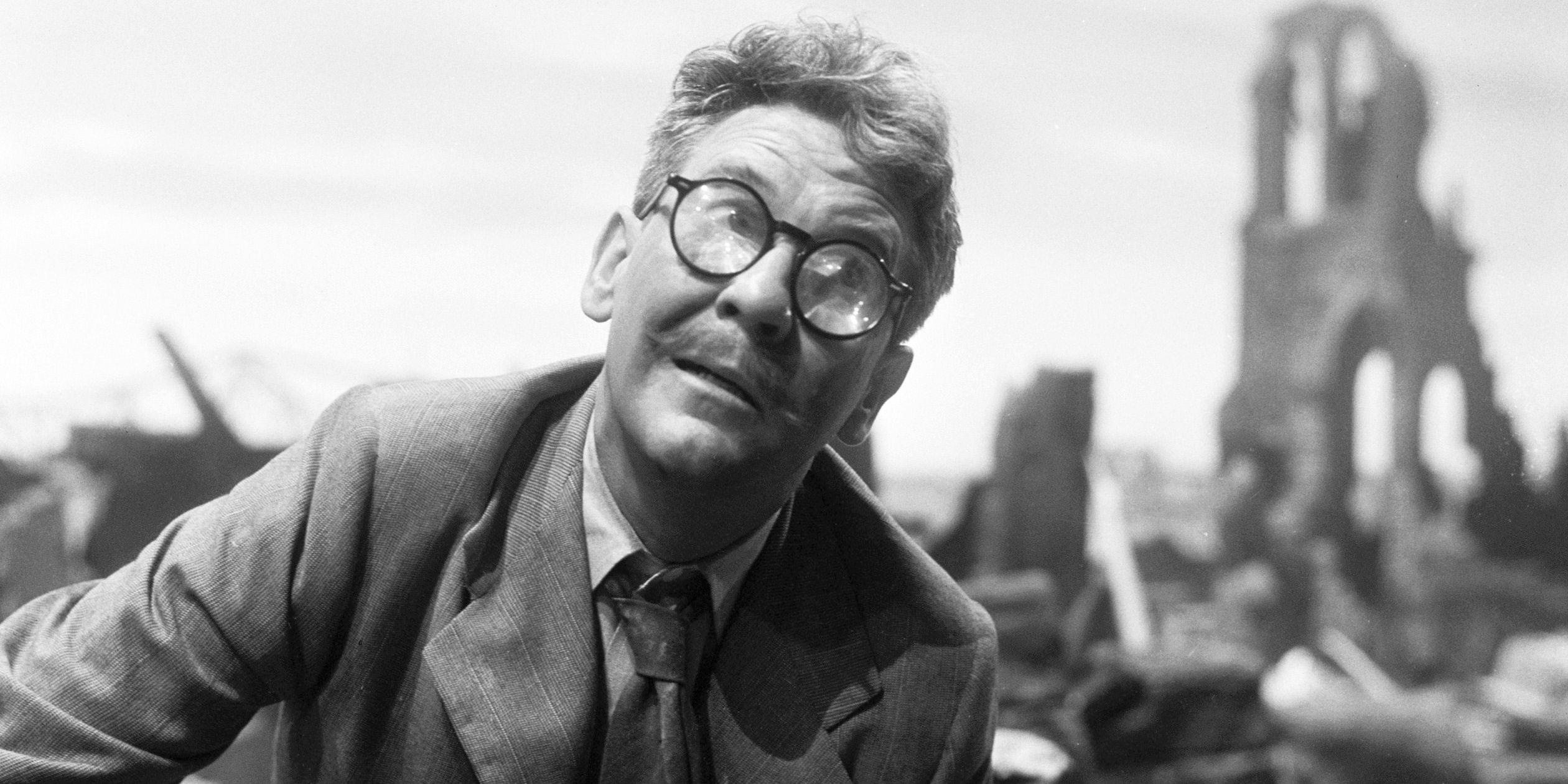 7 Underrated Twilight Zone Episodes That Will Keep You Up At Night