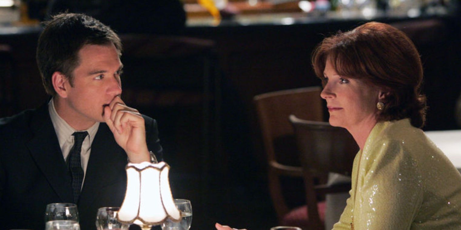 Tony at dinner with a woman in the NCIS episode Brothers In Arms