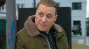 Alan Tudyk as the Mantid posing as Harry in Resident Alien