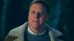 Alan Tudyk looking disappointed as Harry Vanderspeigle in Resident Alien