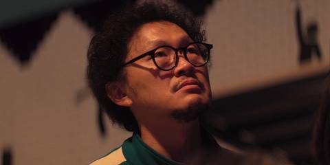 Young-sik looking up in Squid Game season 2