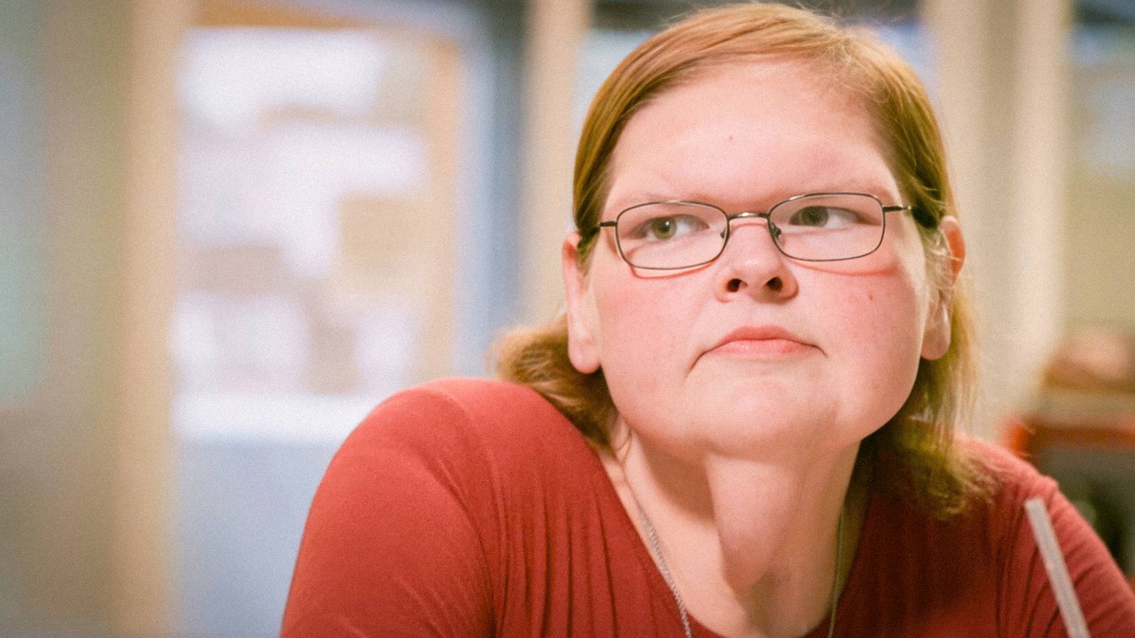 1000-lb Sisters Tammy Slaton in a close up image looking to the side with no expression