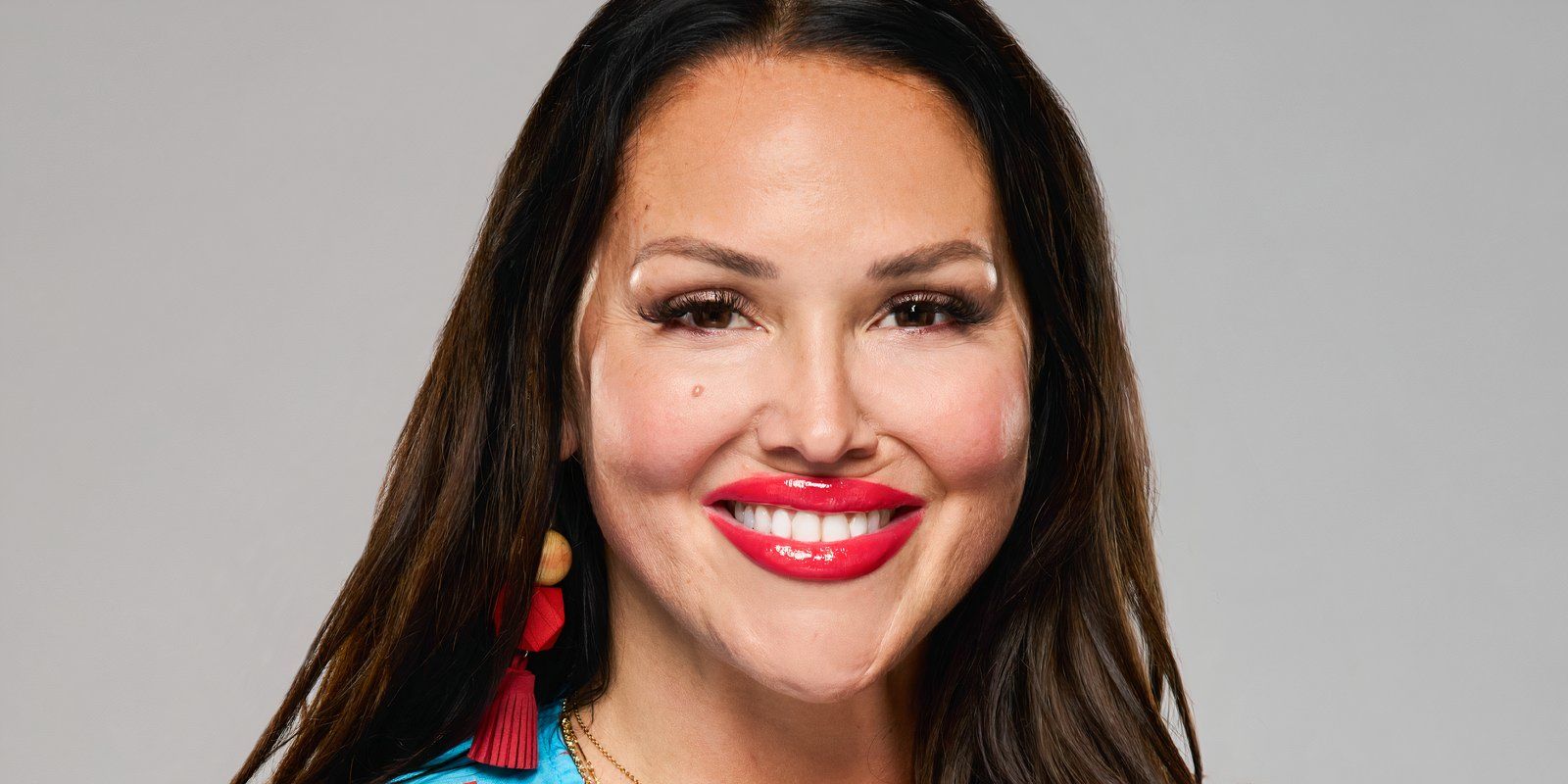 Amy Bingham's Big Brother 27 headshot against a gray background.