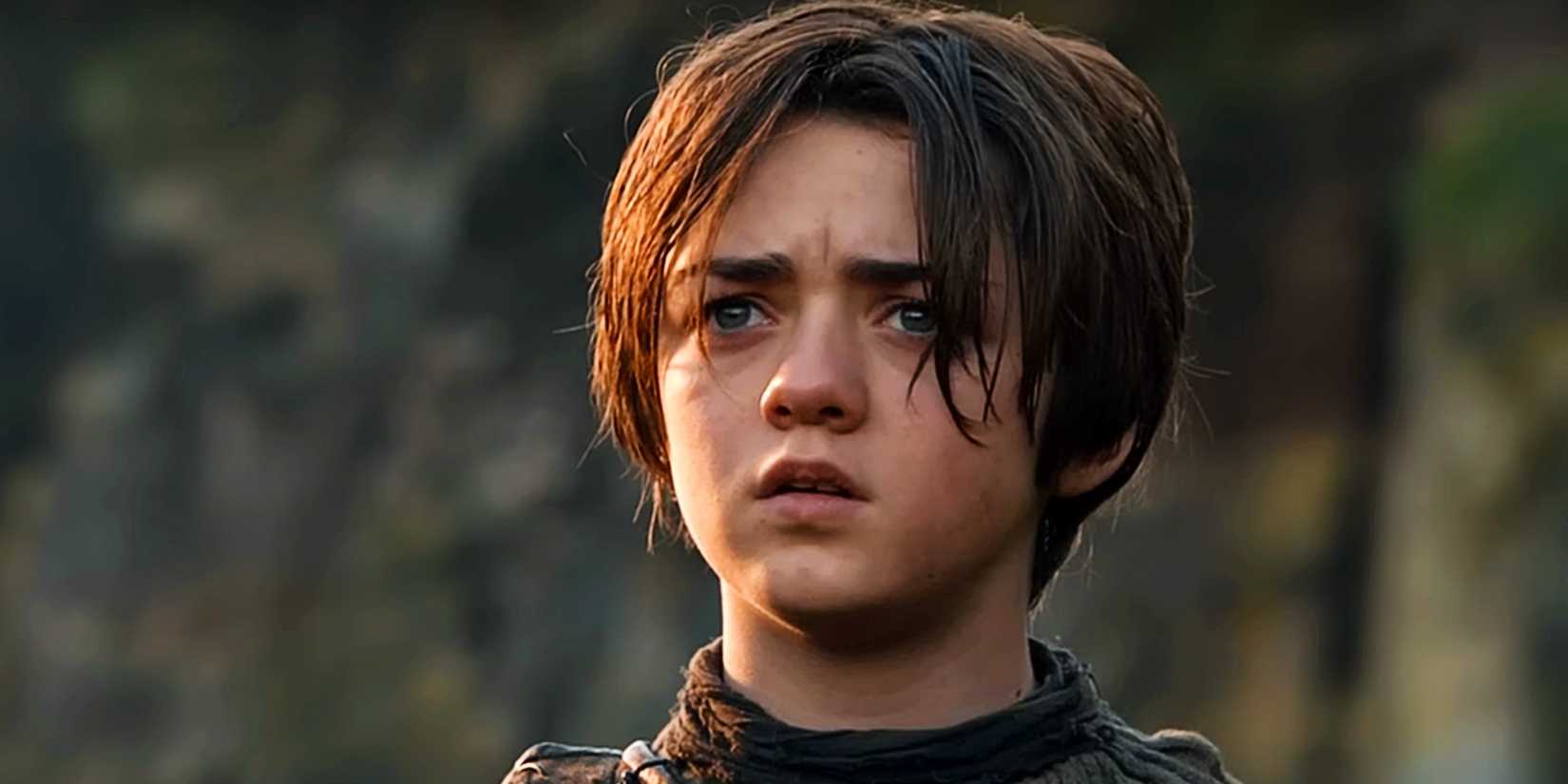 Arya Stark (Maisie Williams) parecendo confuso em Game of Thrones