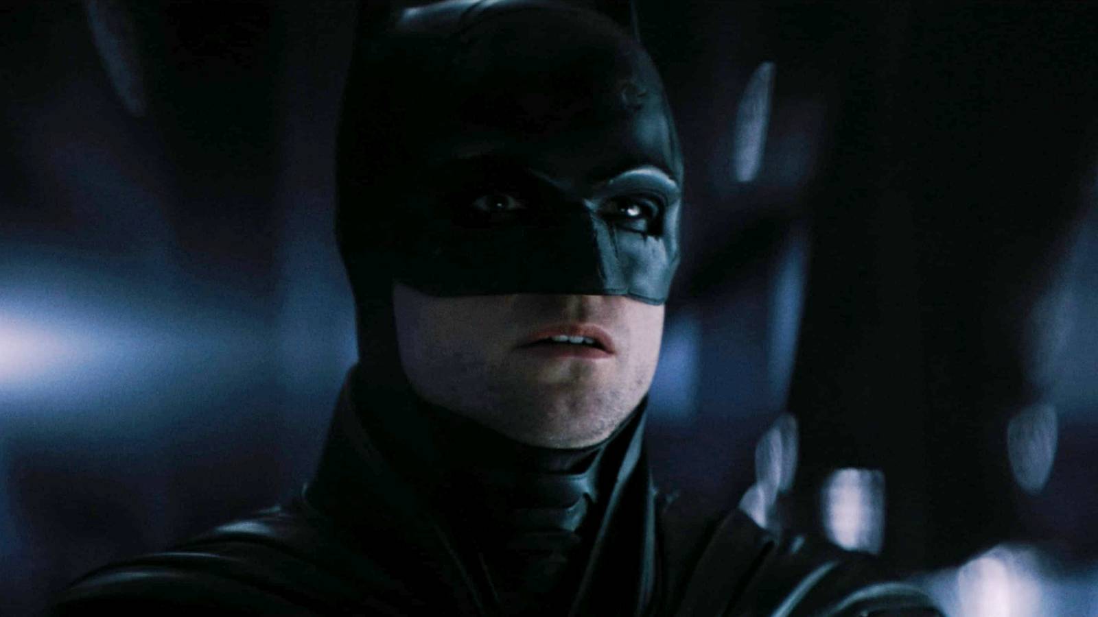 Popular Batman Casting Choice Addresses DC Universe Speculation: 