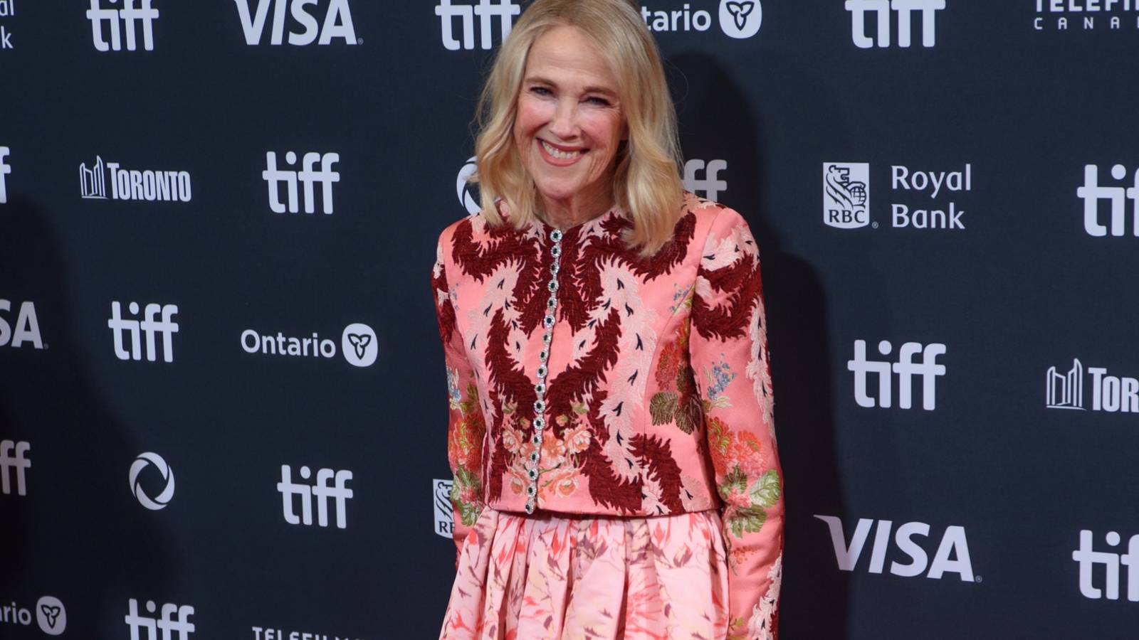 Catherine O'Hara's 2 Emmy Nominations Are A Perfect Reminder To Watch Her Comedy Hit With 93% On RT