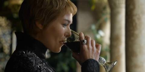 Cersei Lannister Lena Headey Drinking Wine in Game Of Thrones