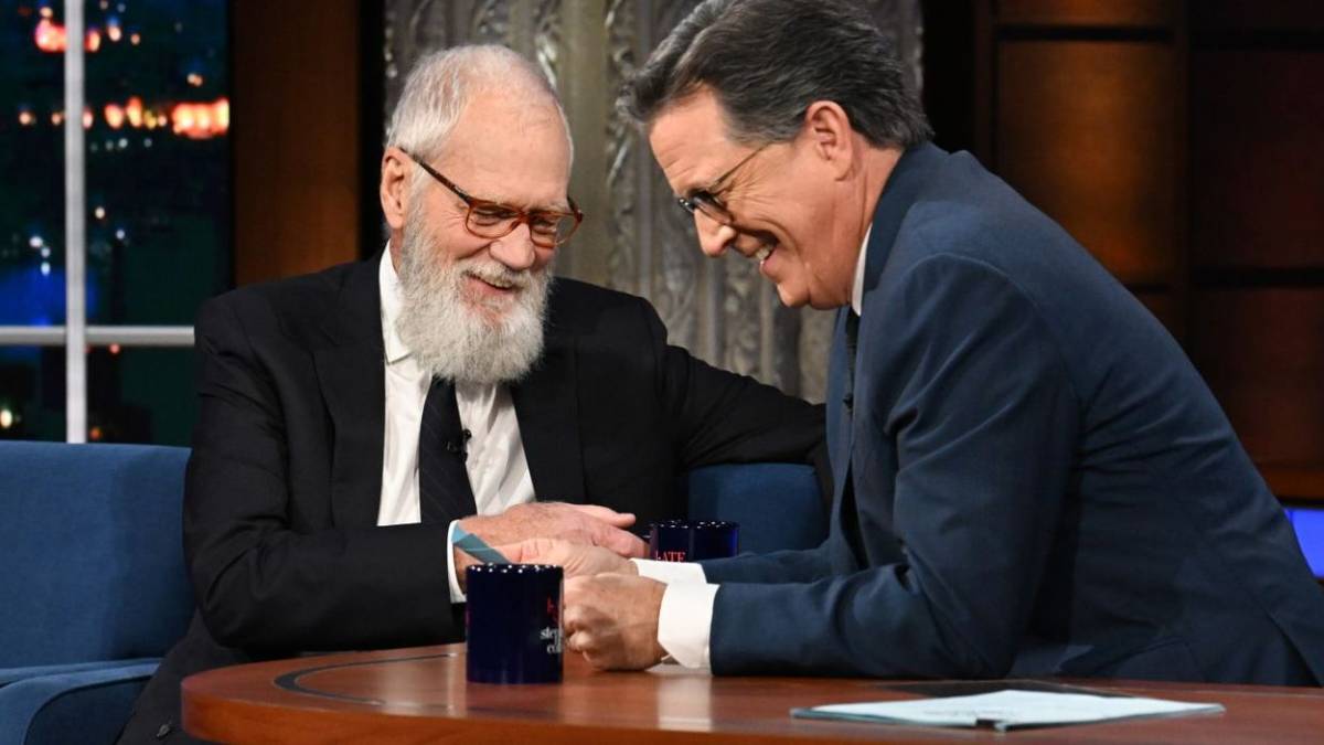 David Letterman Calls CBS "Gutless" For Late Show's Cancelation, But Sees 1  Silver Lining For Colbert