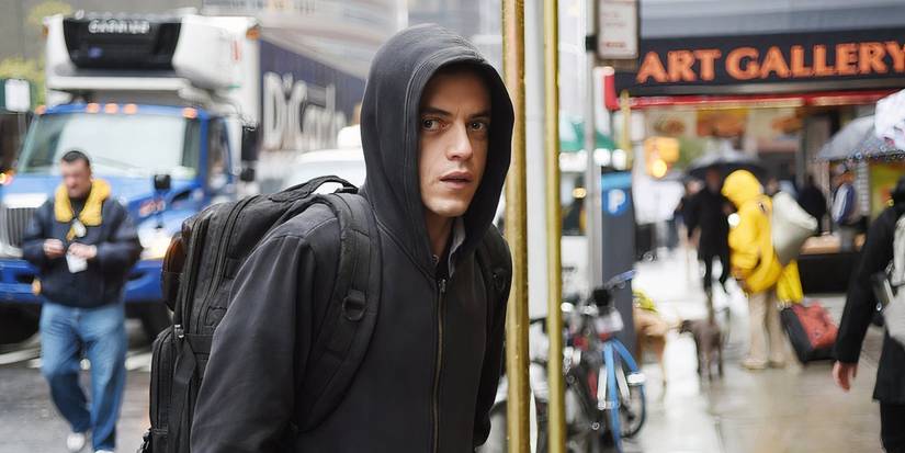 Elliot (Rami Malek) looking nervous in Mr Robot season 1