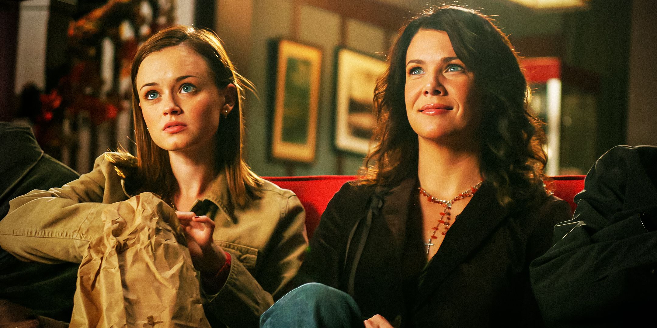 Gilmore Girls Reunion: Lauren Graham & Alexis Bledel at 2025 Emmys