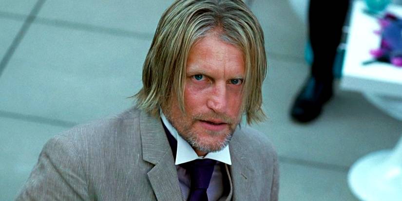 Haymitch está parecendo chateado em jogos de fome