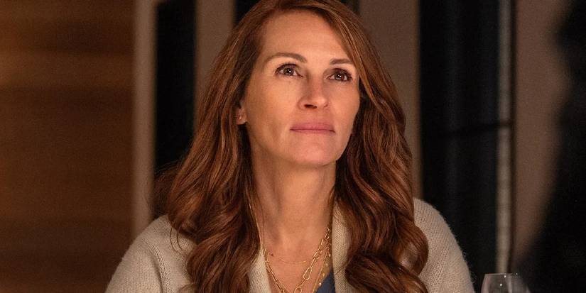 Julia Roberts looking pensive in Leave The World Behind