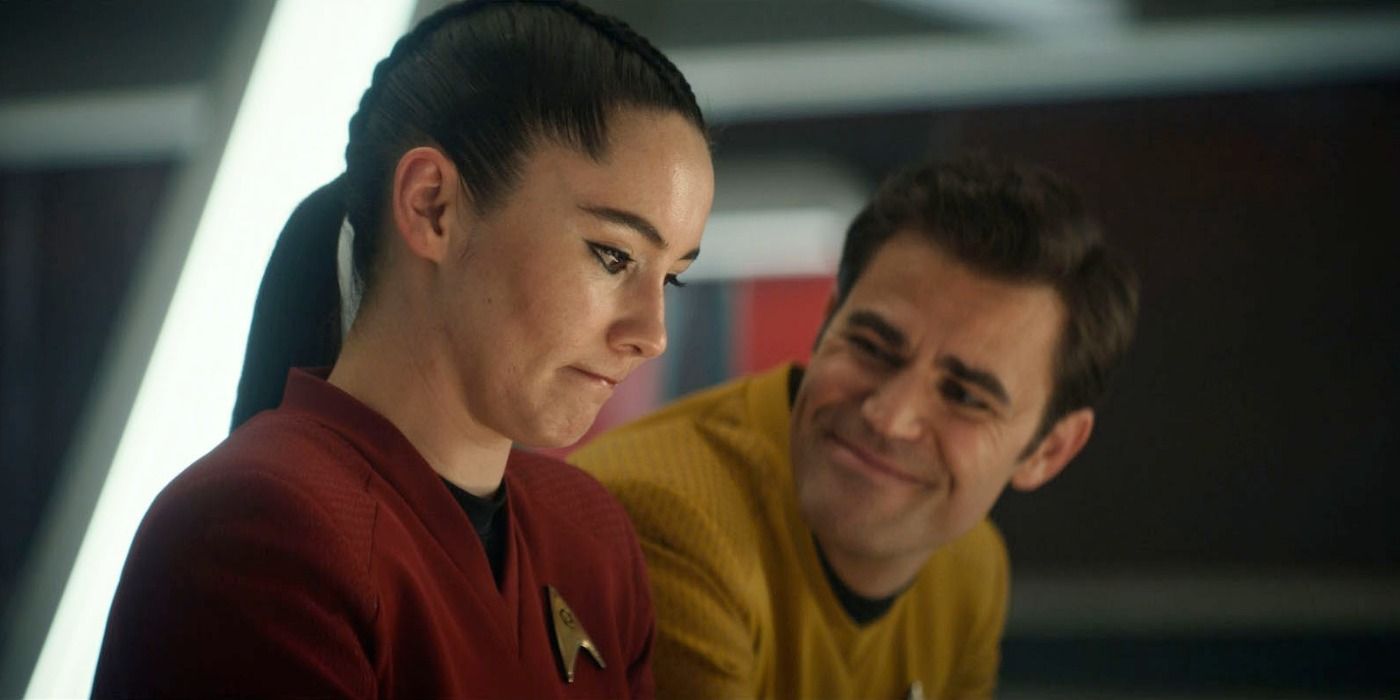 Kirk smiling at La'an in Star Trek Strange New Worlds