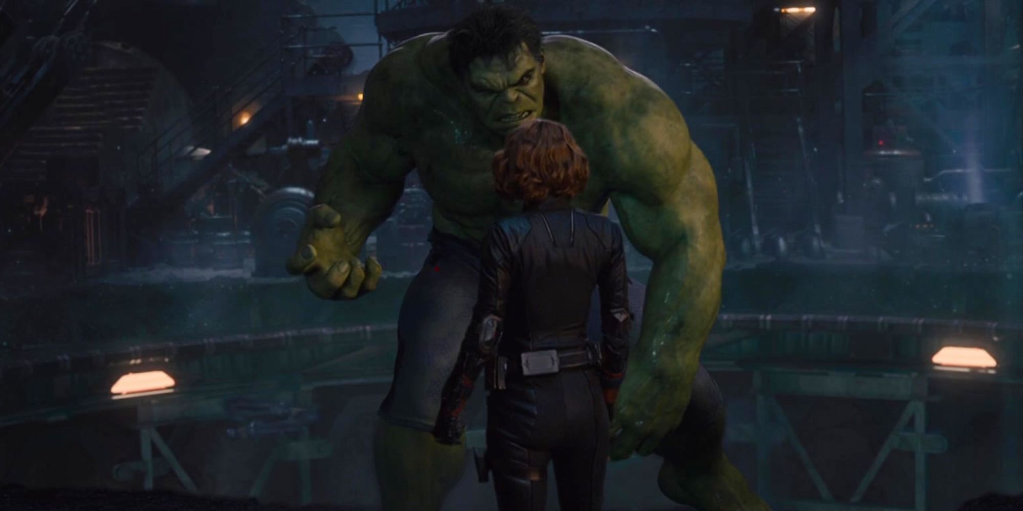 Mark Ruffalo's Bruce Baner turns into the Hulk in front of Scarlett Johansson's Black Widow in Avengers Age of Ultron (2015)