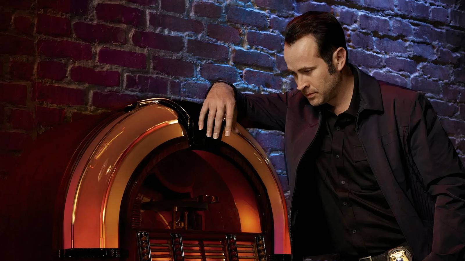 Jason Lee’s Canceled Cop Show From 14 Years Ago Puts Pressure On 9-1-1 ...