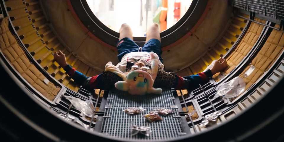 Ryan Gosling & His Alien Best Friend Must Save Their Planets In Final ...