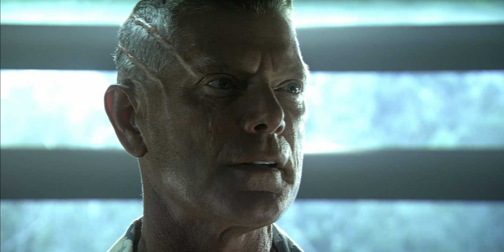 Quaritch smirking in Avatar (2009)
