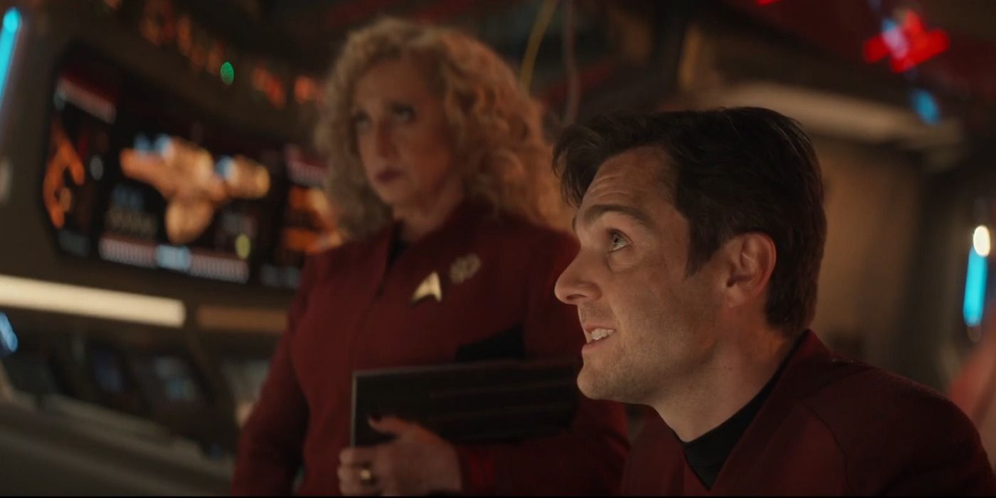 Scotty and Pelia on the Enterprise bridge in Star Trek Strange New Worlds Hegemony Part II