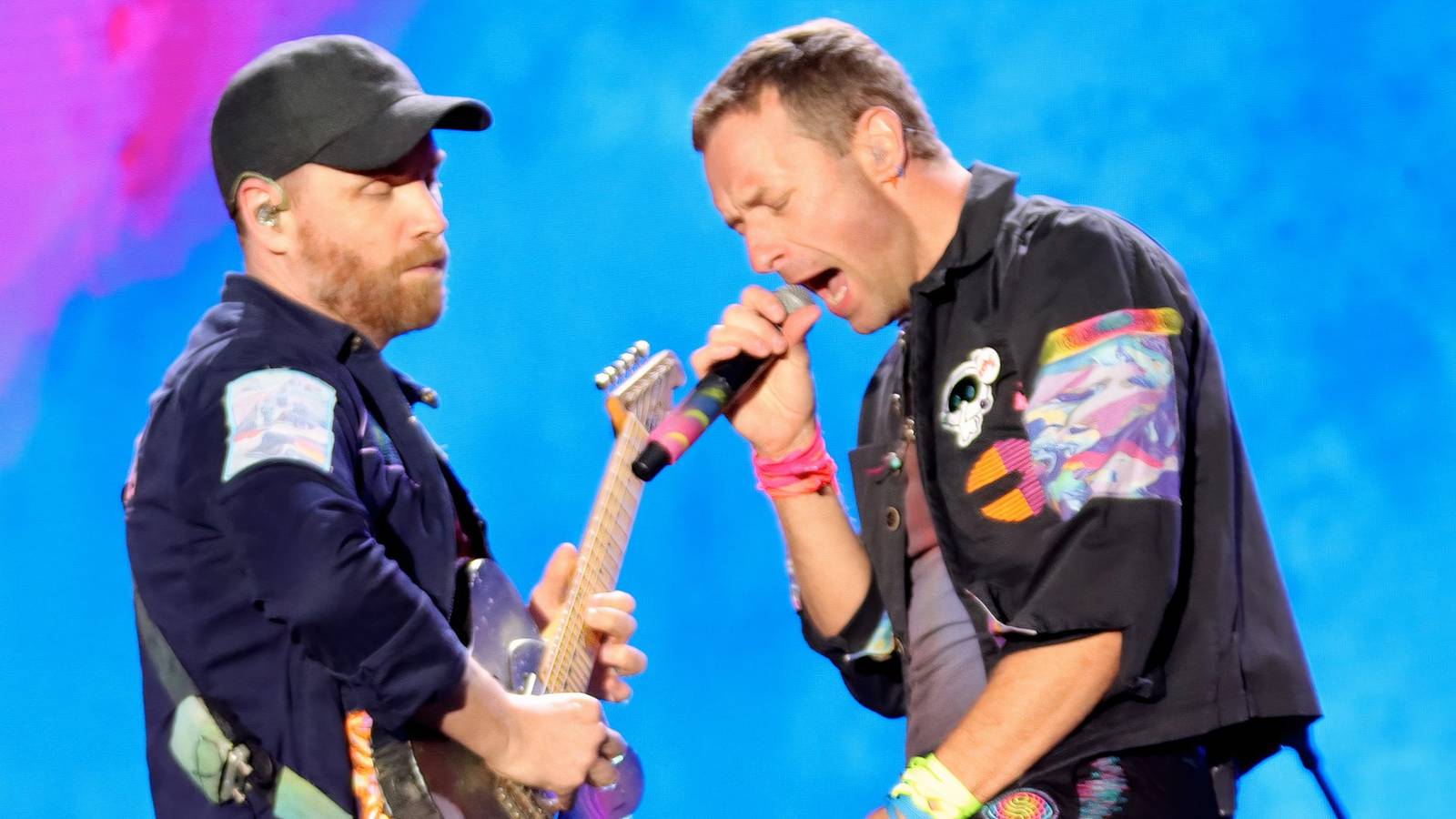 Yesterday's Coldplay Concert Left People Speechless And It Wasn’t The Music