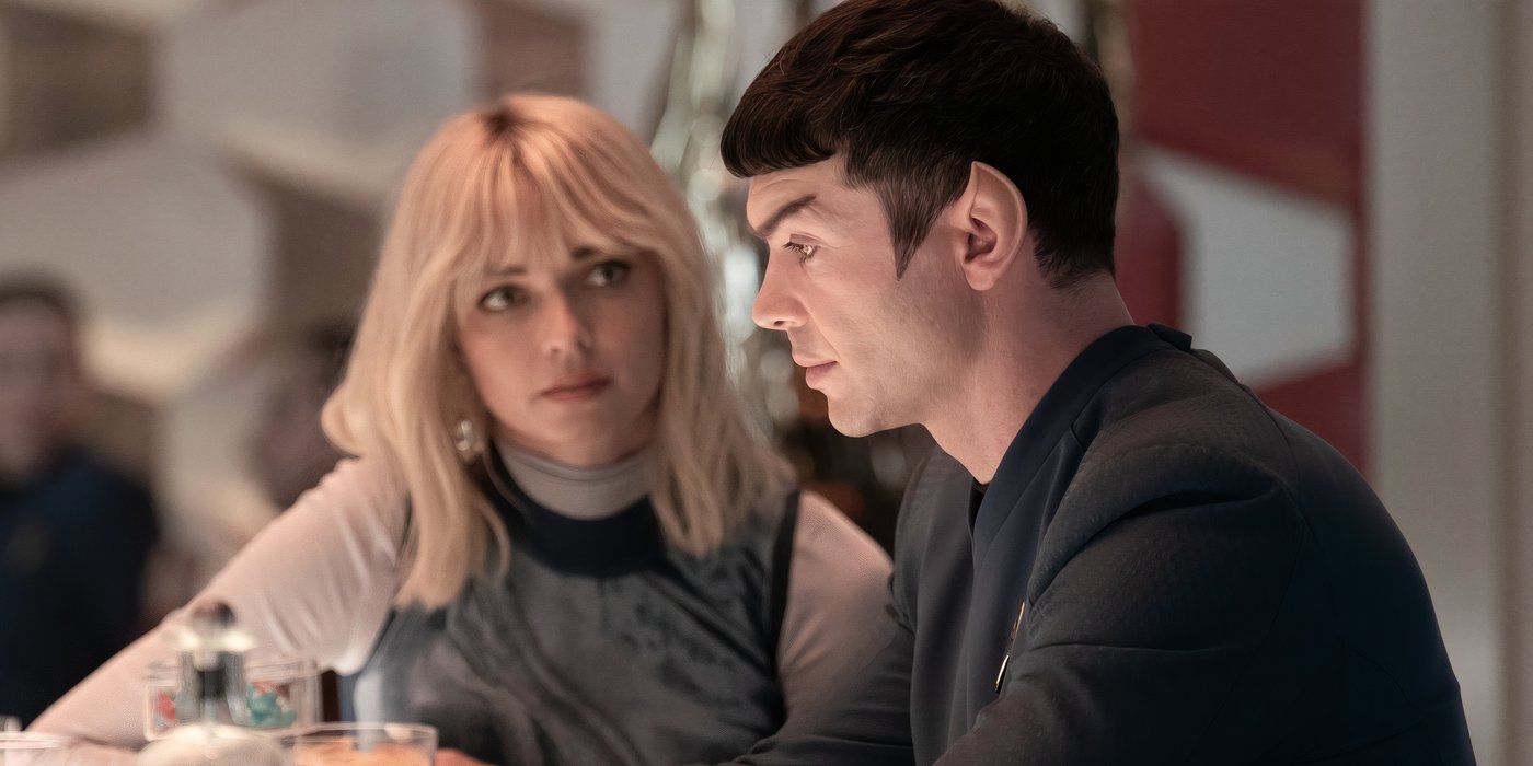 Spock and Chapel at bar