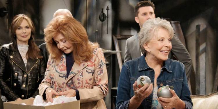 Days Of Our Lives Legend Is Snubbed By Daytime Emmy Awards, And Fans Are Furious About It