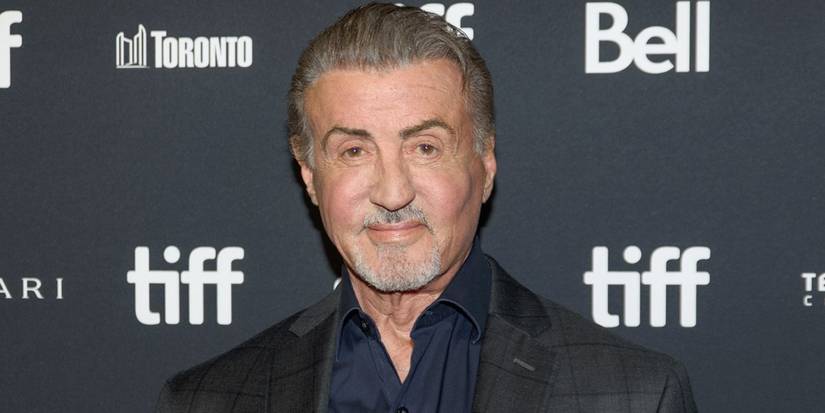 Sylvester Stallone in red carpet pH๏τo