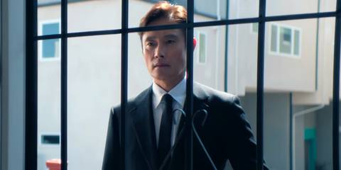 The Front Man meeting Gi-hun's daughter in Squid Game season 3