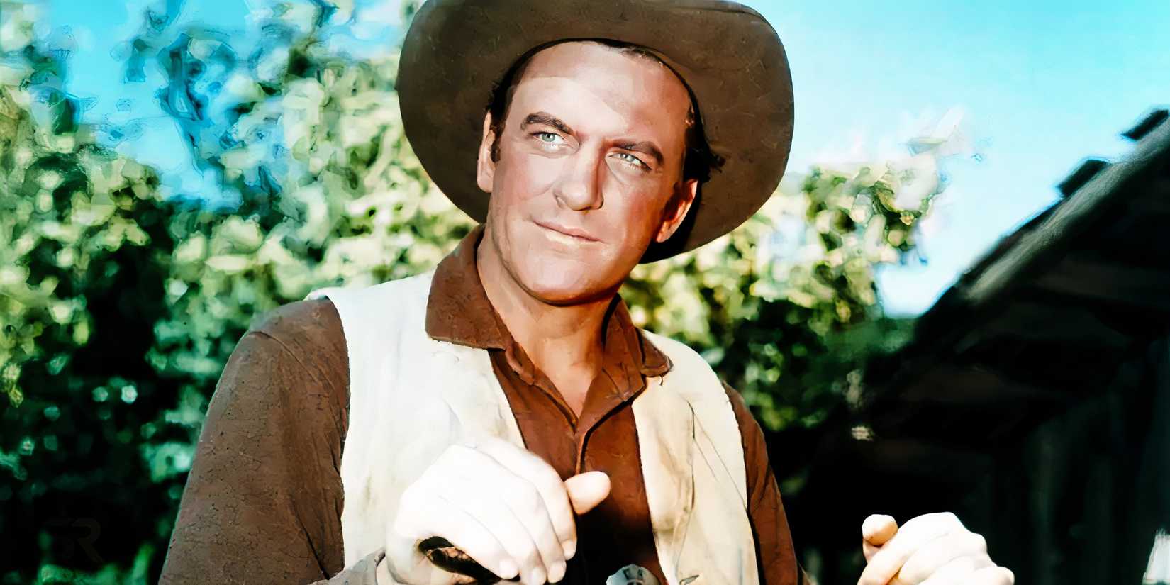 James Arness as Matt Dillon smiling in Gunsmoke