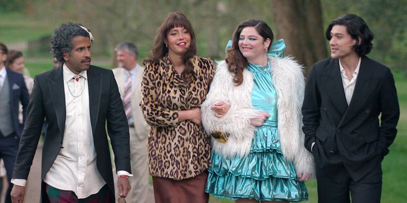 Jessica (Megan Stalter) em cena de Too Much