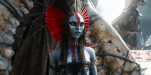 Varang standing in her village and looking forward in intently in Avatar Fire and Ash