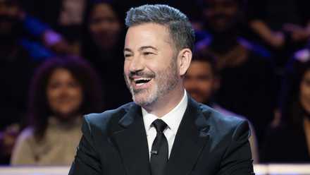 Jimmy Kimmel laughing on Who Wants To Be A Millionaire