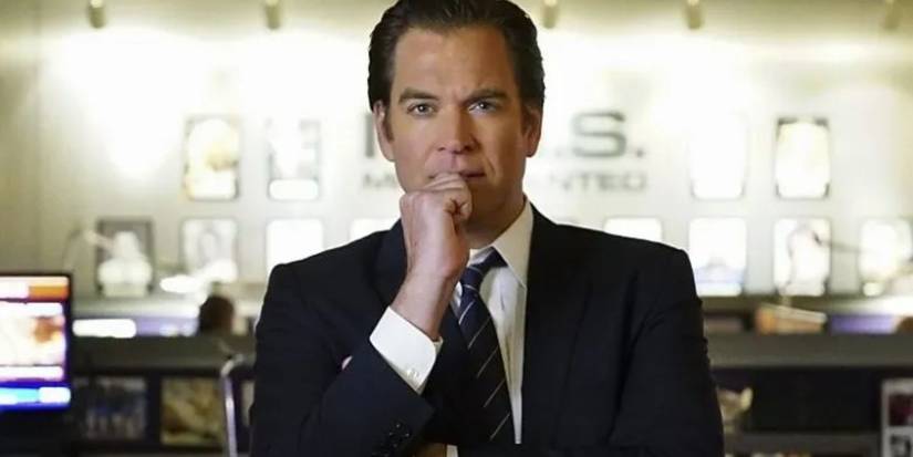Anthony DiNozzo in NCIS in thinking position