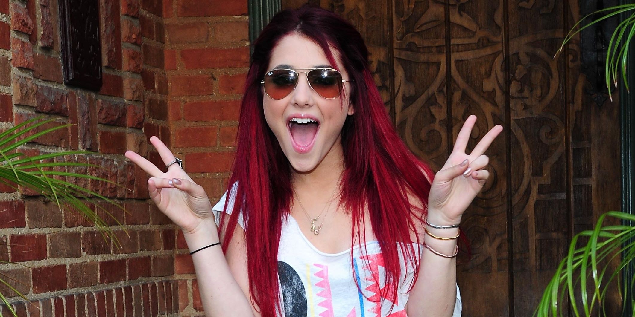 Ariana Grande Yes And? Red Crystal Bling Rhinestone Sunglasses Here main image 2