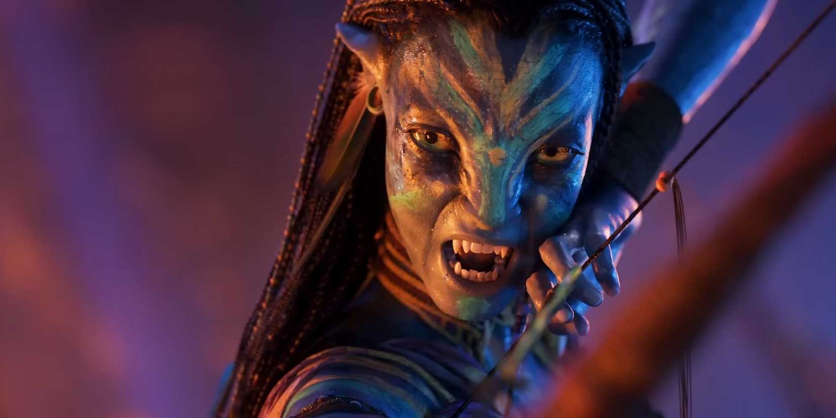 Neytiri pulls back her bow in Avatar: Fire and Ash