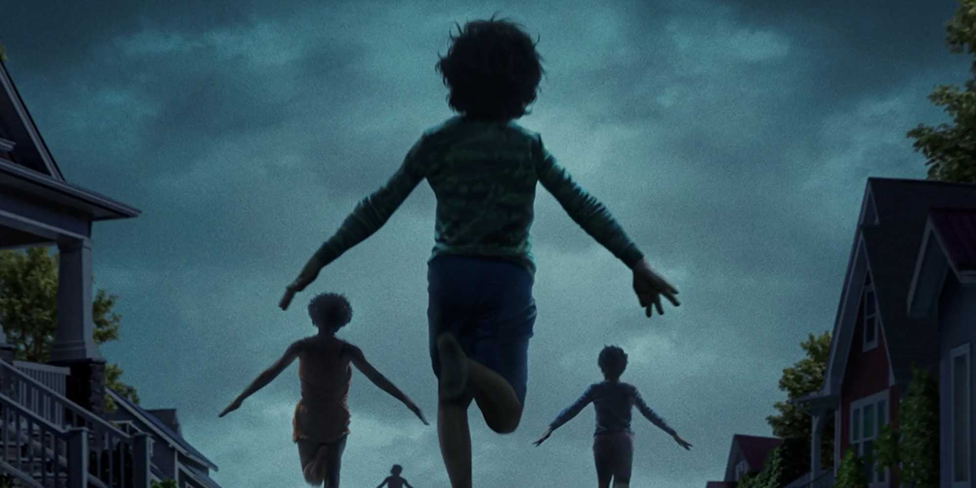 Children running away in Weapons