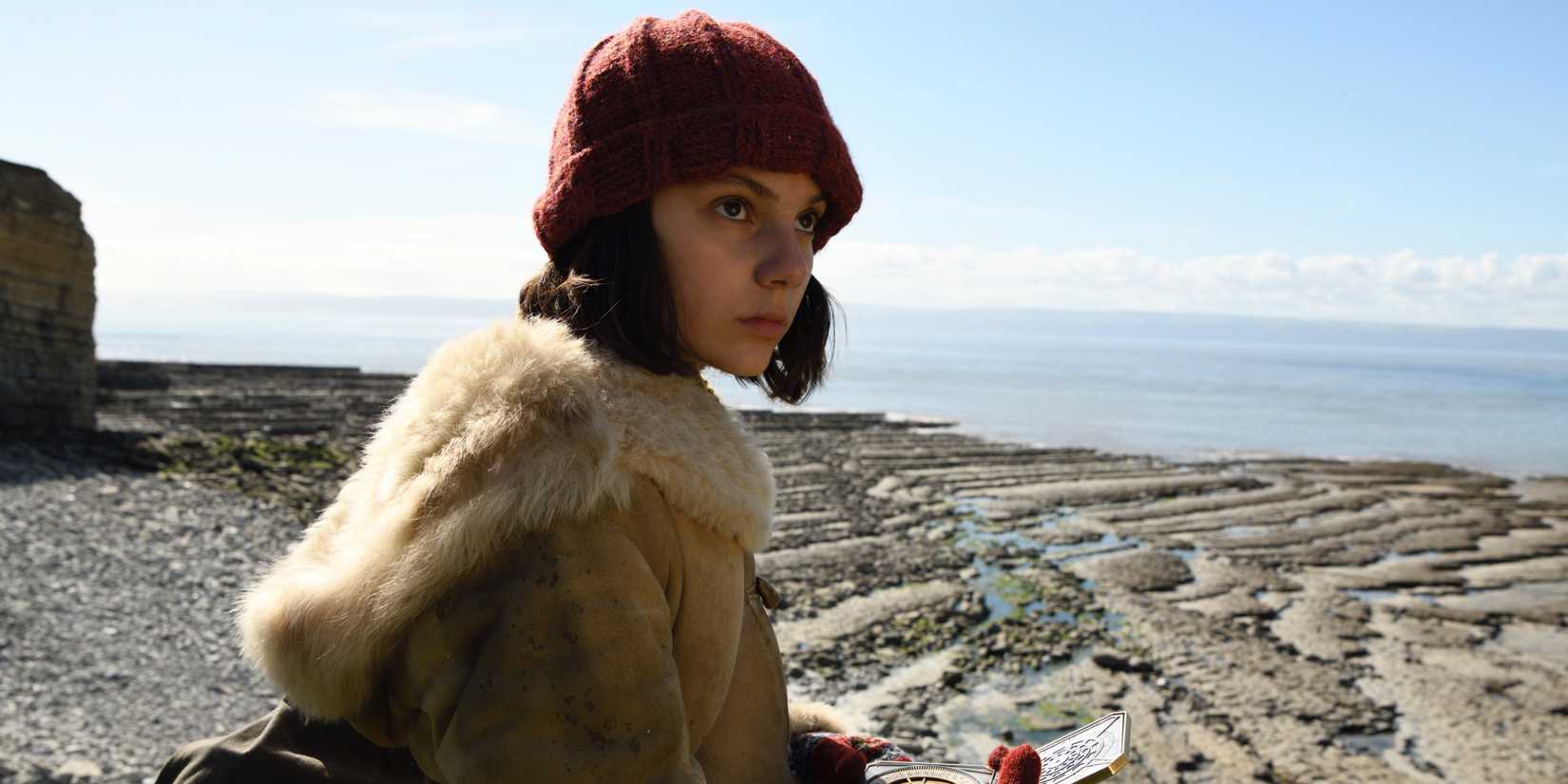 Dafne Keen as Lyra Silvertongue in His Dark Materials