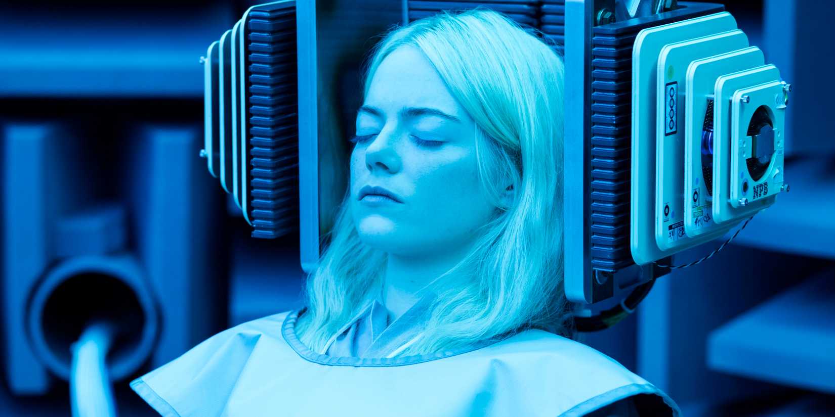 Emma Stone like Annie Landsberg in Maniac