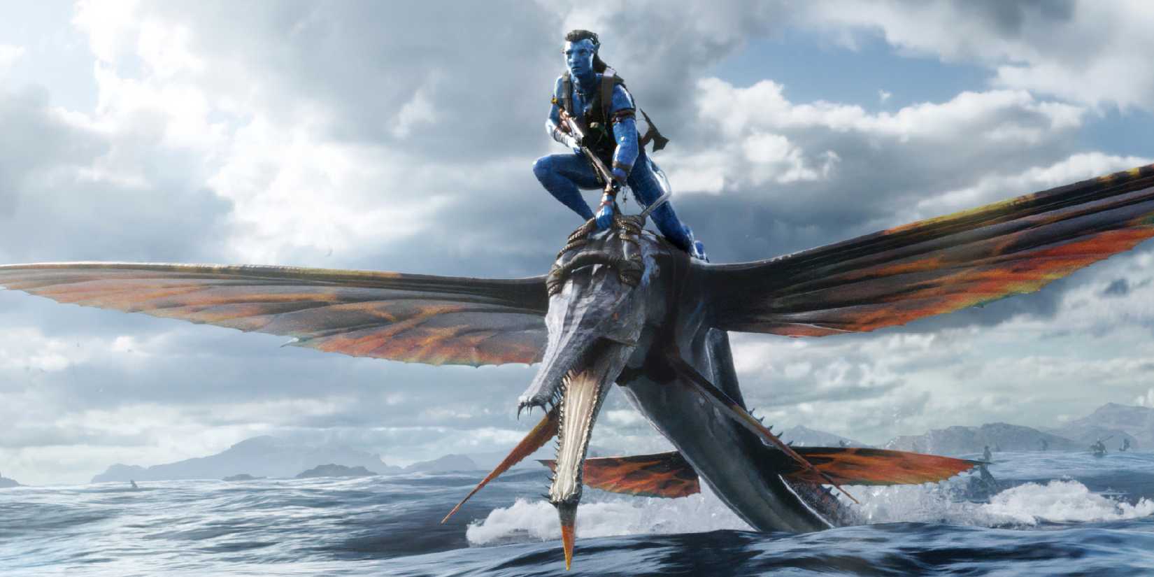 Jake Sully rides a skimwing into battle in Avatar the way of water