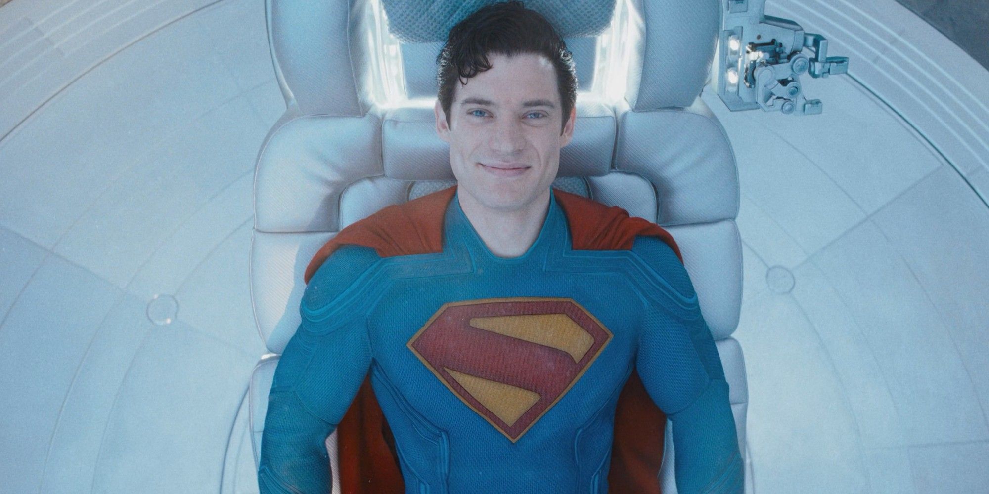 David Corenswet's Superman smiling at the end of the DCU movie